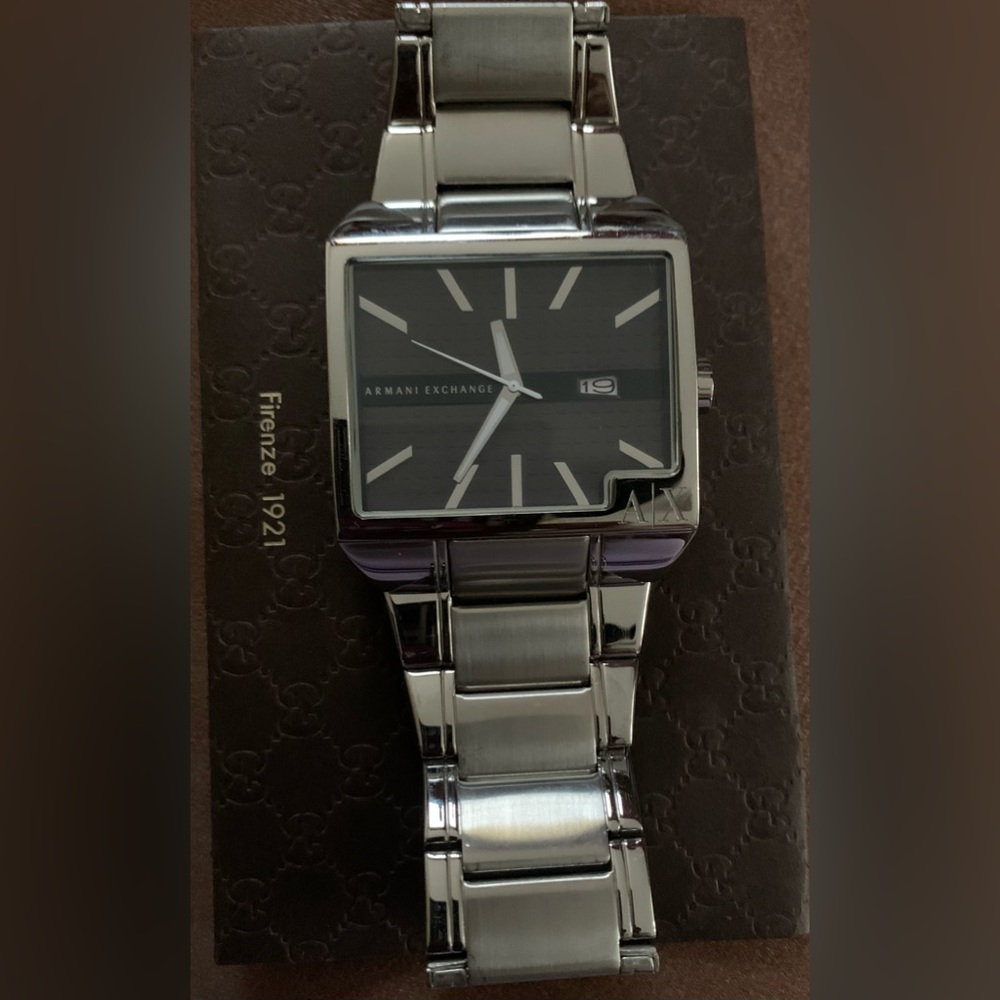 Armani watch good condition just need watch battery… handsome Big faced watch